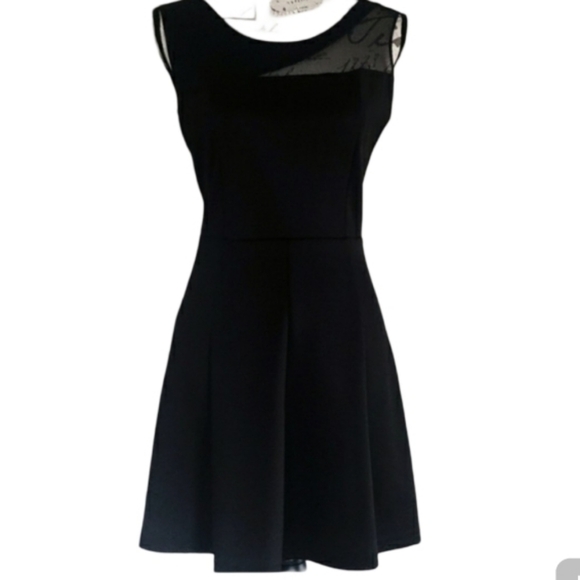 Sweet Storm Dresses & Skirts - Sweet Storm lbd.